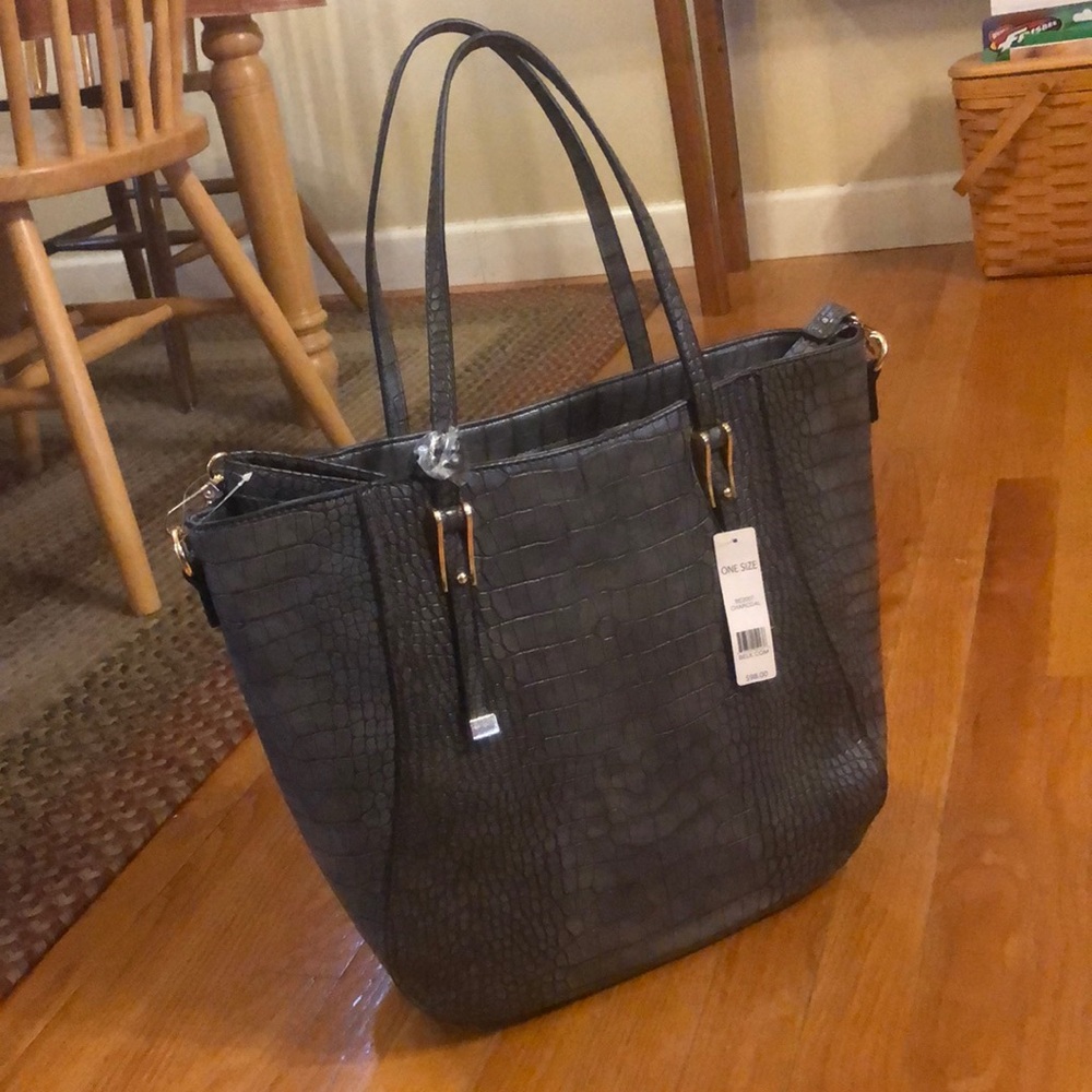 NWT New Directions large purse with wristlet wallet.